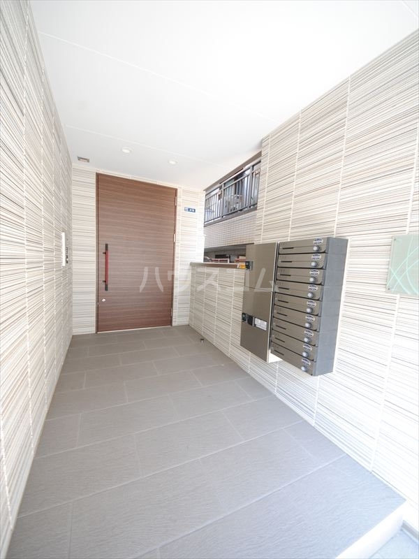 29/30 エントランス