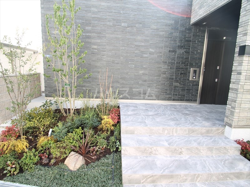 2/8 エントランス