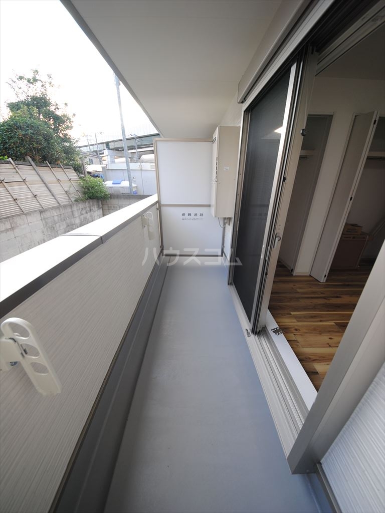 19/30 バルコニー