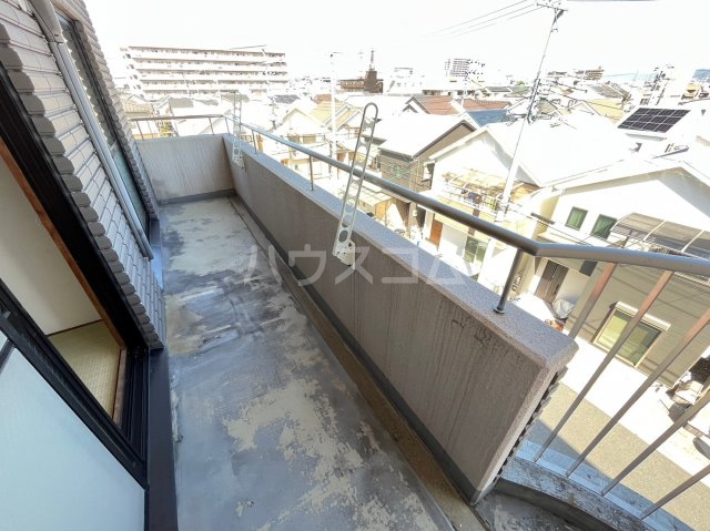 19/30 バルコニー