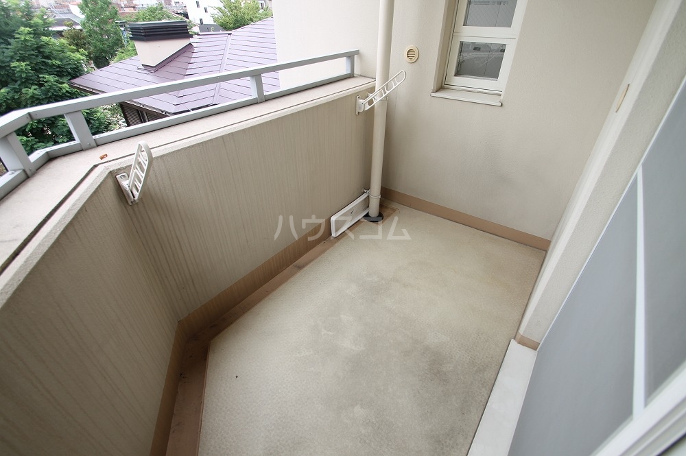 20/30 バルコニー