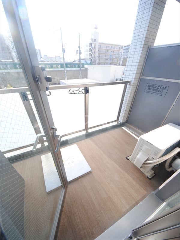 18/30 バルコニー