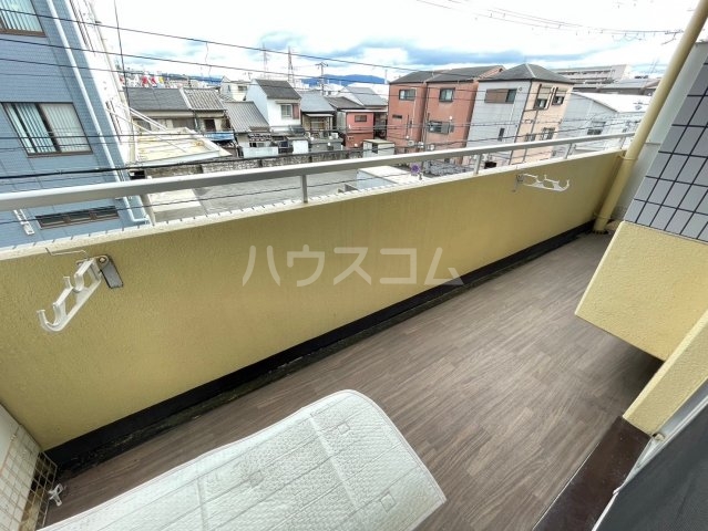 17/27 バルコニー