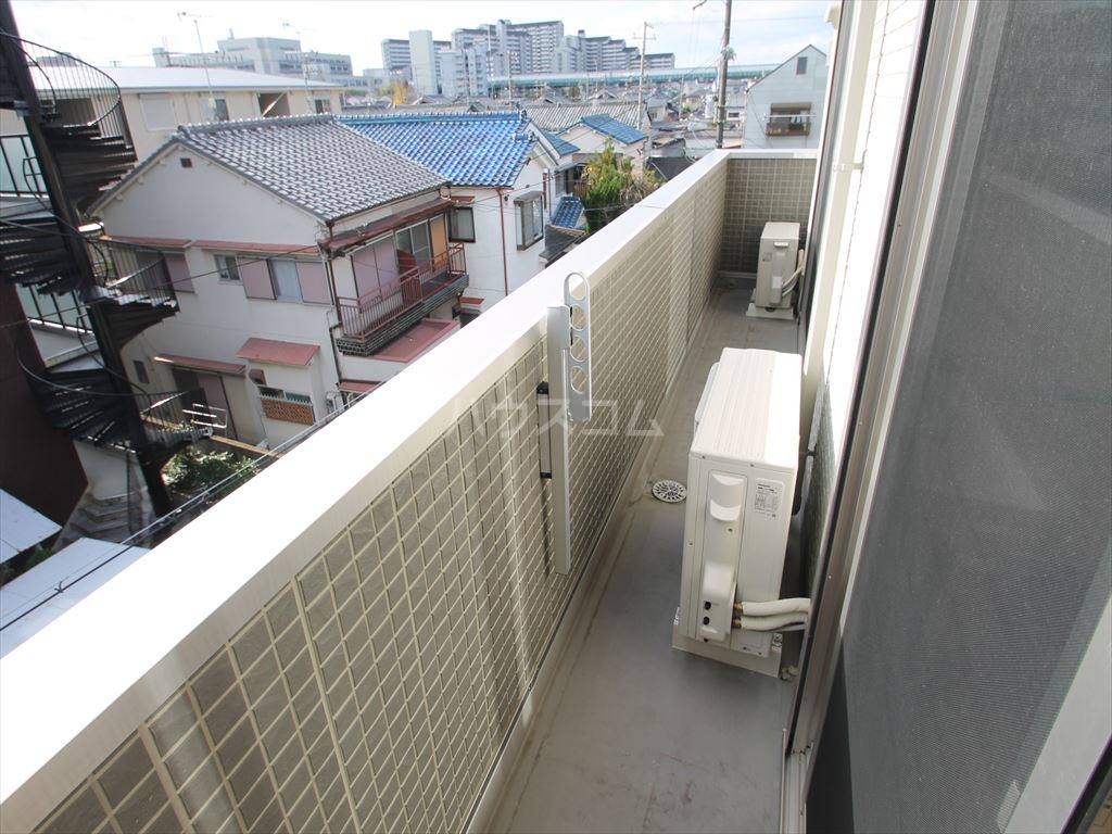 18/30 バルコニー