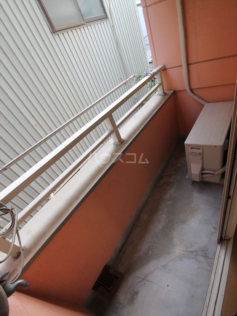 18/29 バルコニー