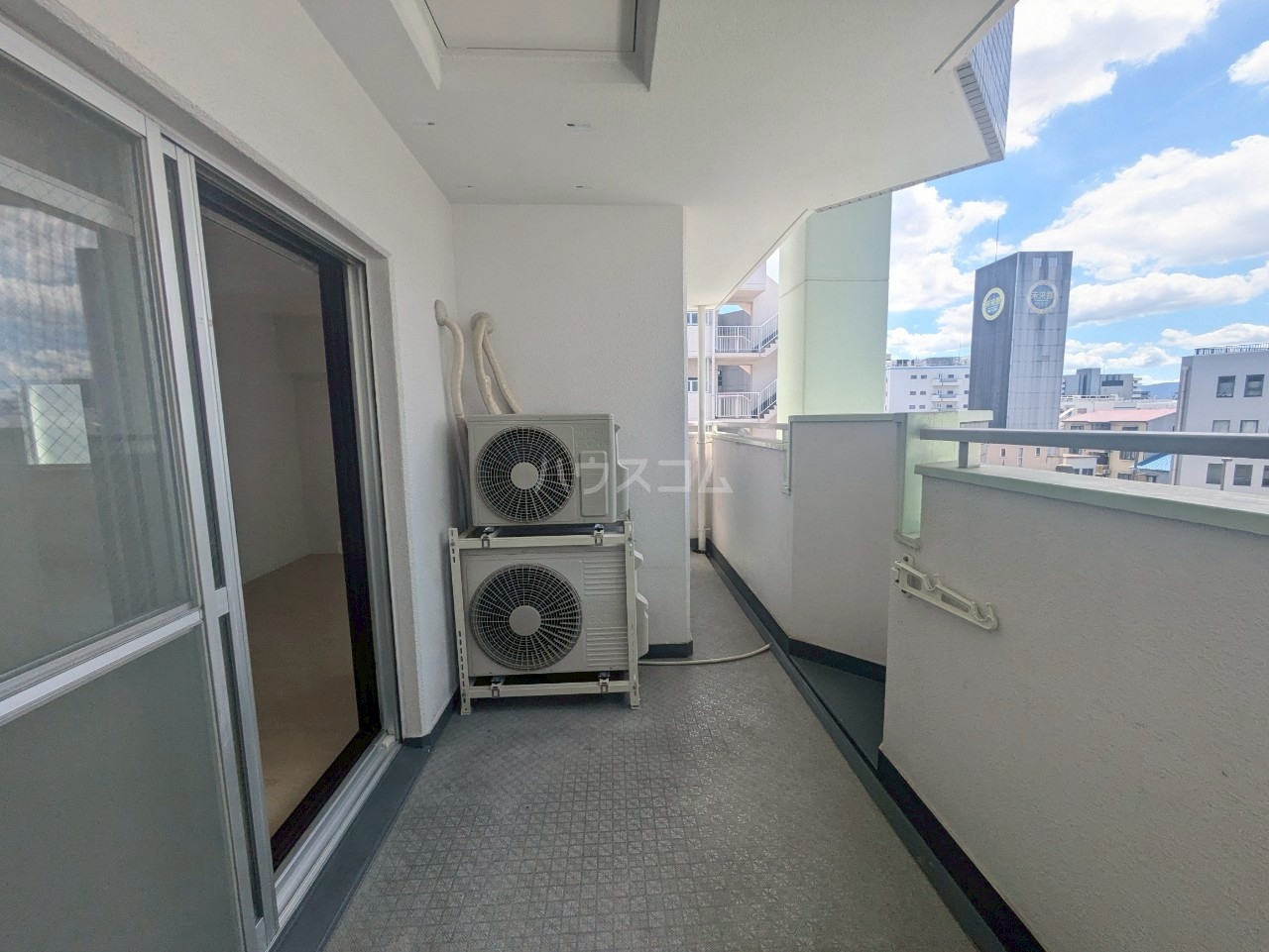 25/30 バルコニー