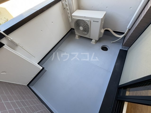 20/30 バルコニー