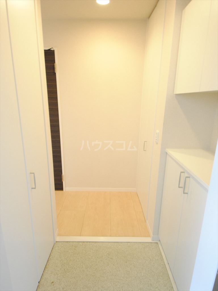 14/30 玄関