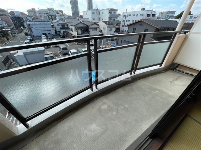 26/30 バルコニー