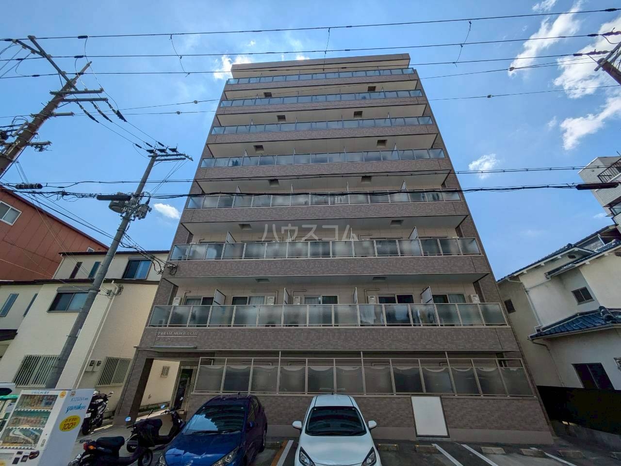 2/4 外観