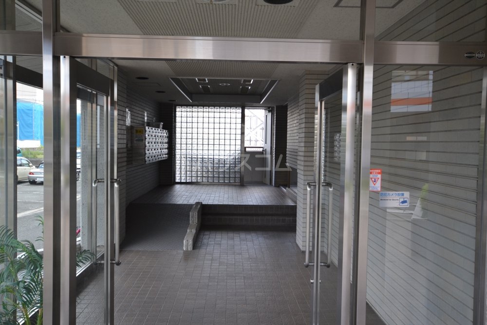 29/30 エントランス