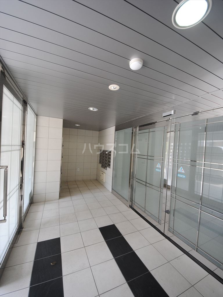 2/8 エントランス