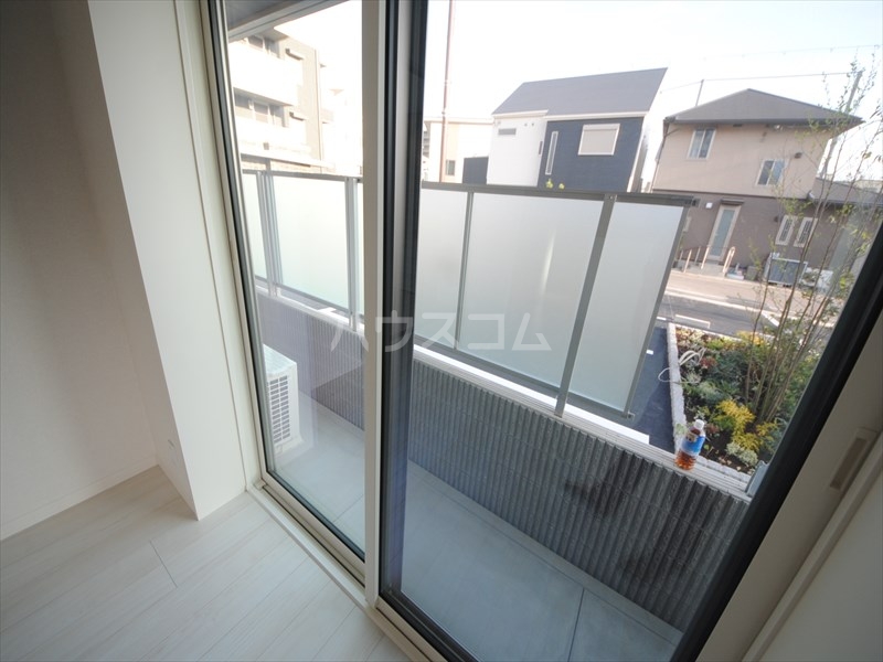 23/30 バルコニー