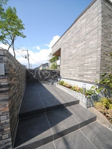 29/30 エントランス