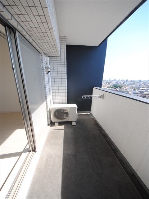 19/30 バルコニー