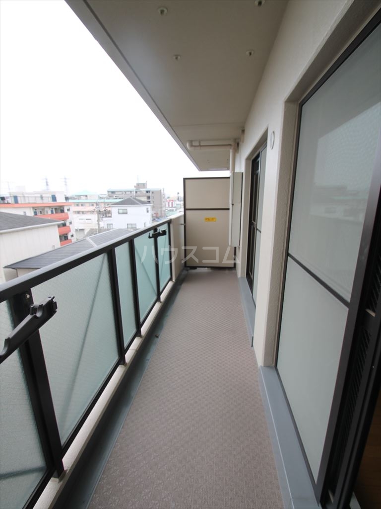 20/30 バルコニー