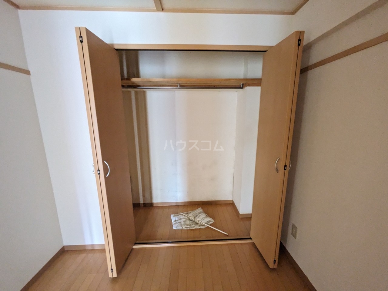 13/30 収納