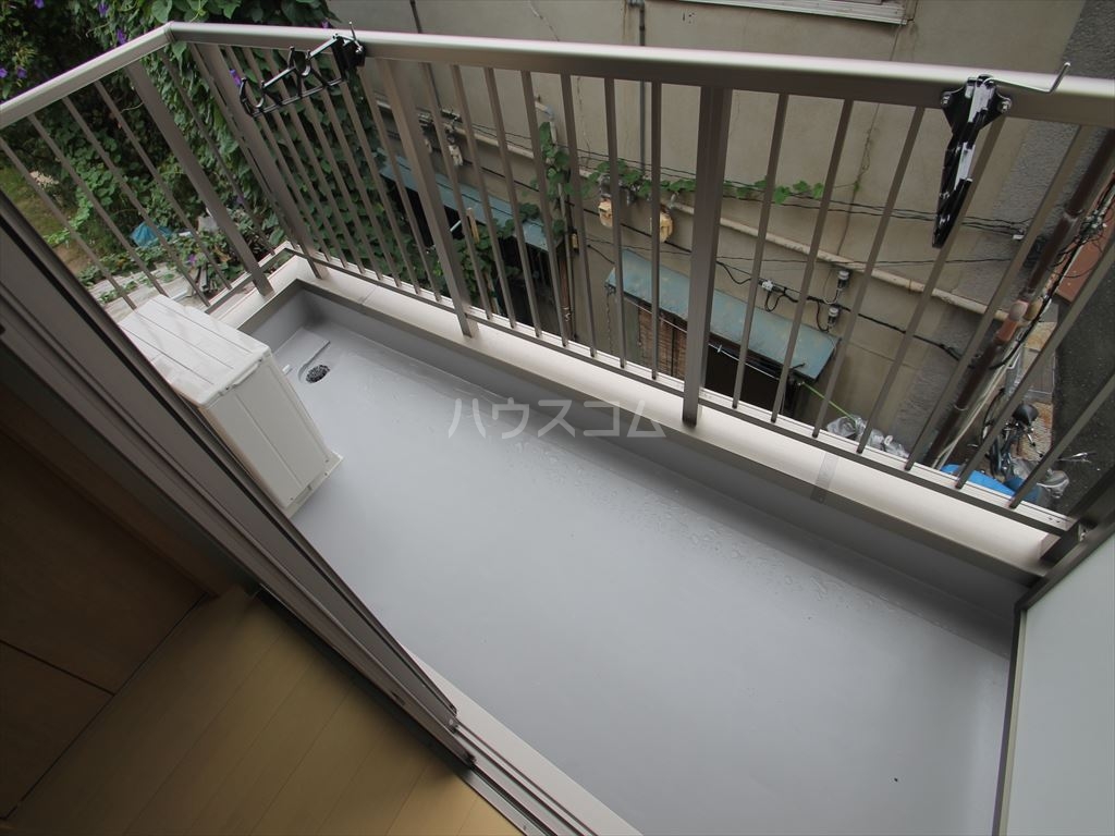 20/30 バルコニー