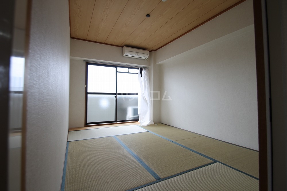 23/30 バルコニー