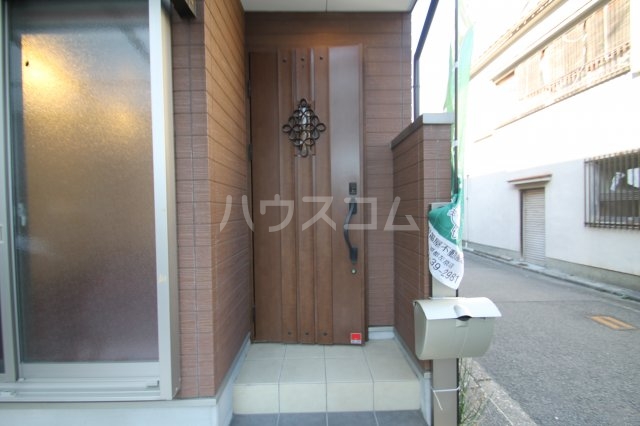 2/3 エントランス