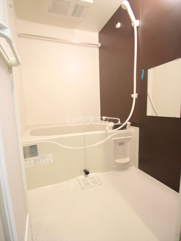 14/30 浴室