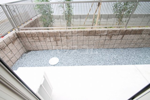 25/30 バルコニー