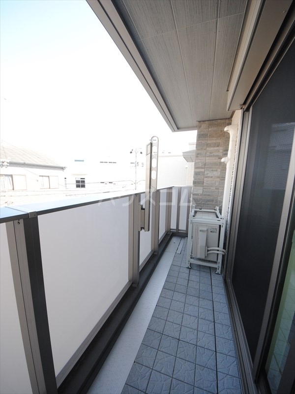 23/30 バルコニー