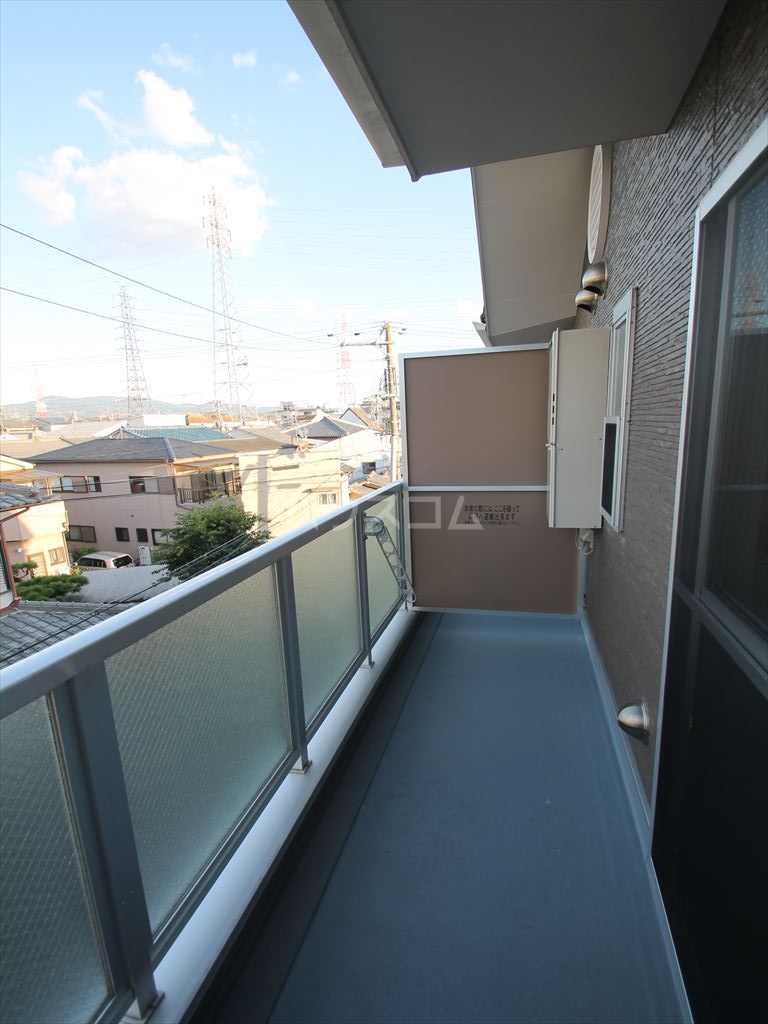 25/30 バルコニー