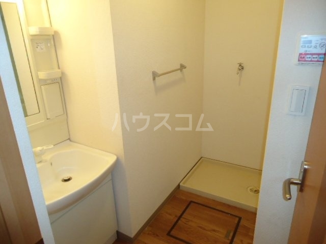 22/30 洗面