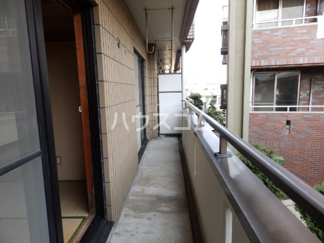 20/30 バルコニー