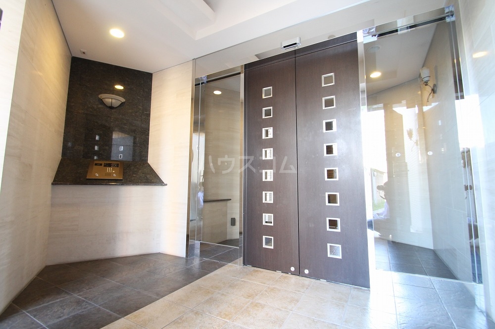 2/6 エントランス