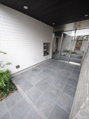 3/10 エントランス