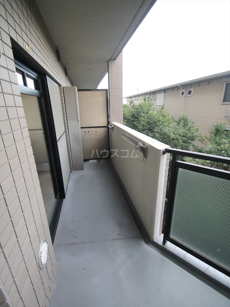 23/30 バルコニー