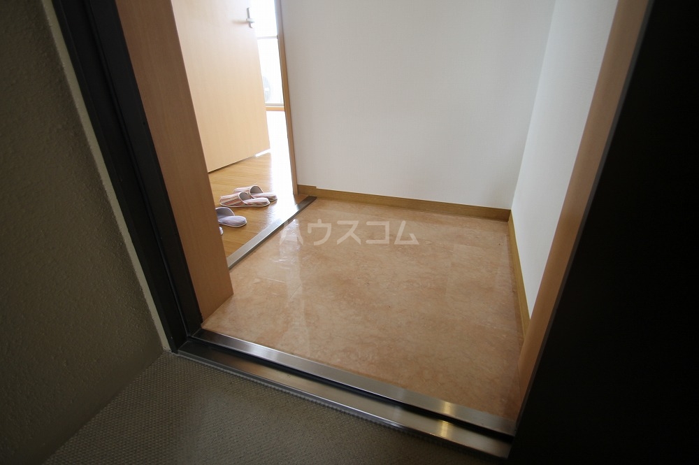 13/30 玄関