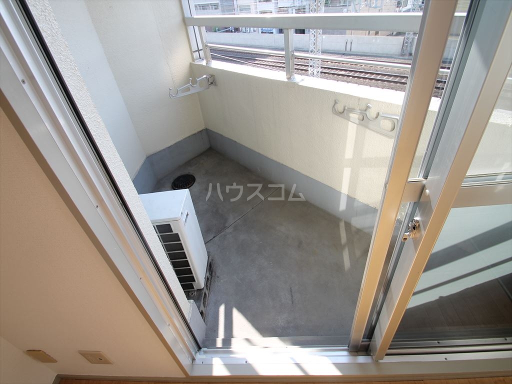 21/30 バルコニー