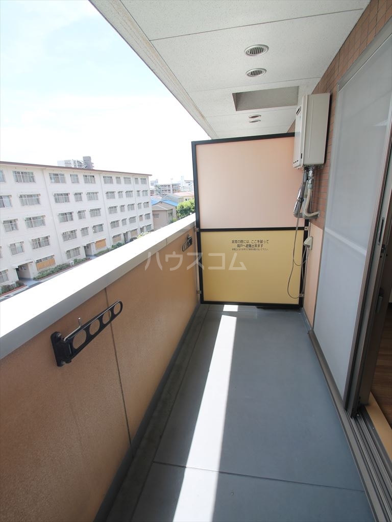 20/30 バルコニー