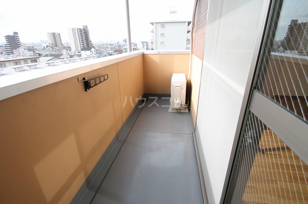 17/27 バルコニー