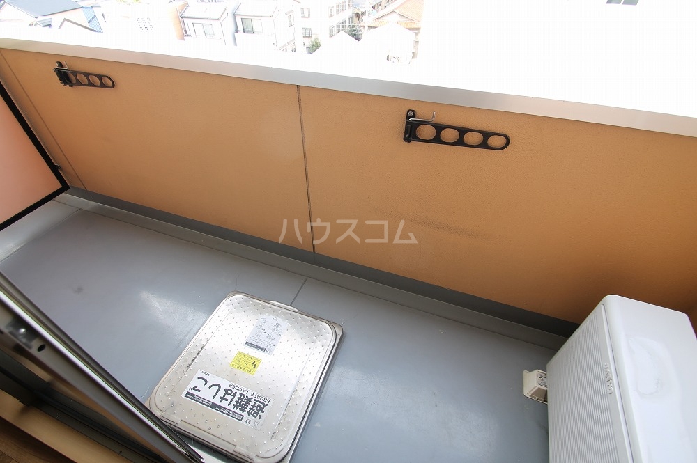 20/30 バルコニー