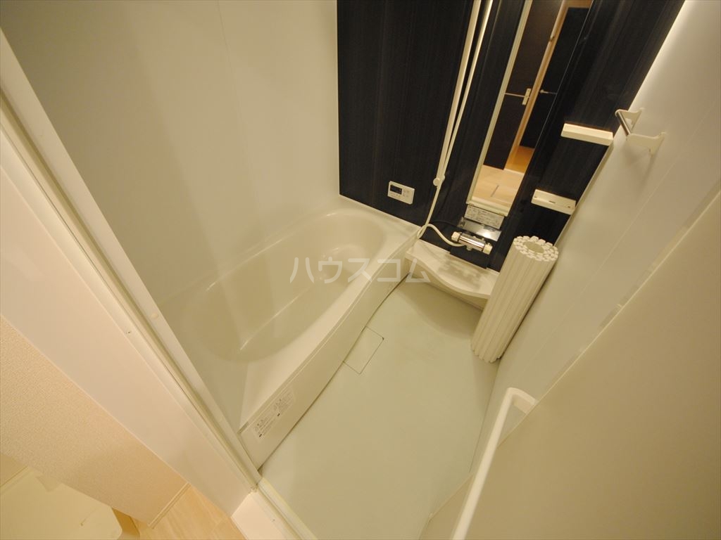 16/30 浴室