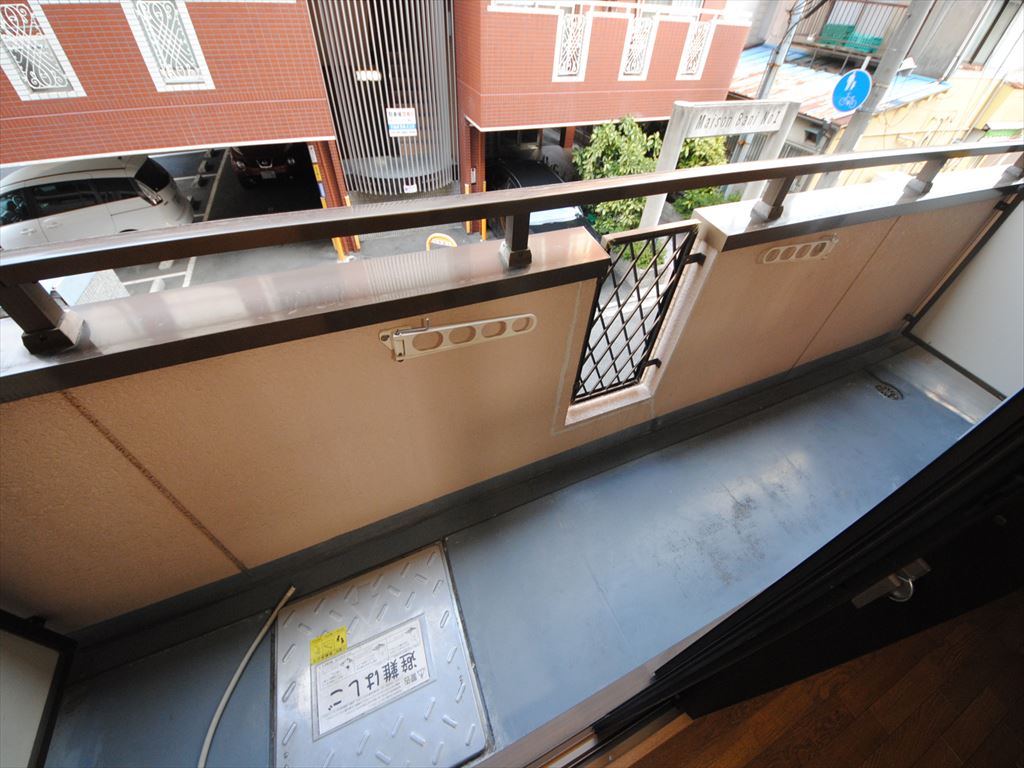 15/27 バルコニー