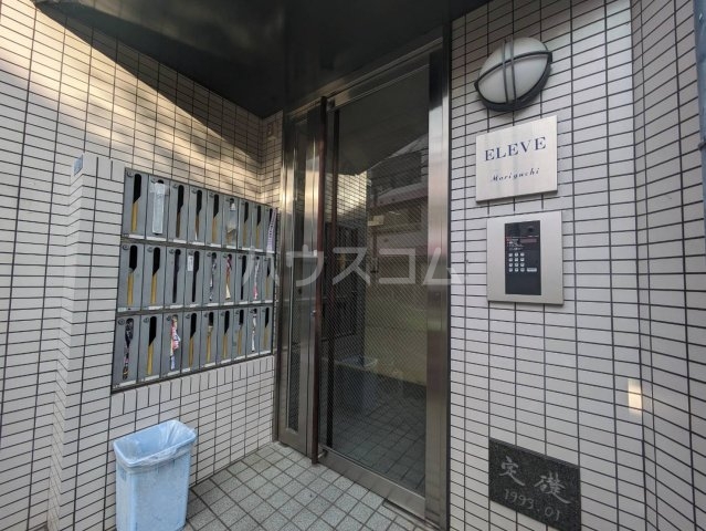 3/7 エントランス
