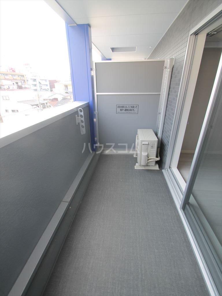 19/30 バルコニー