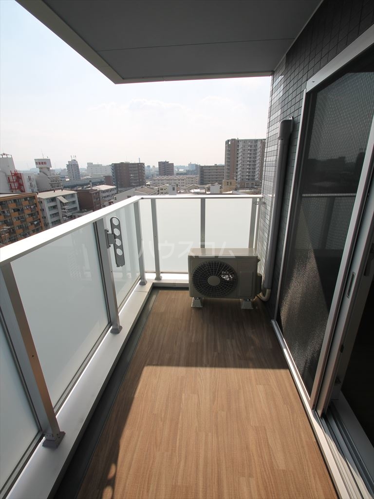 20/30 バルコニー