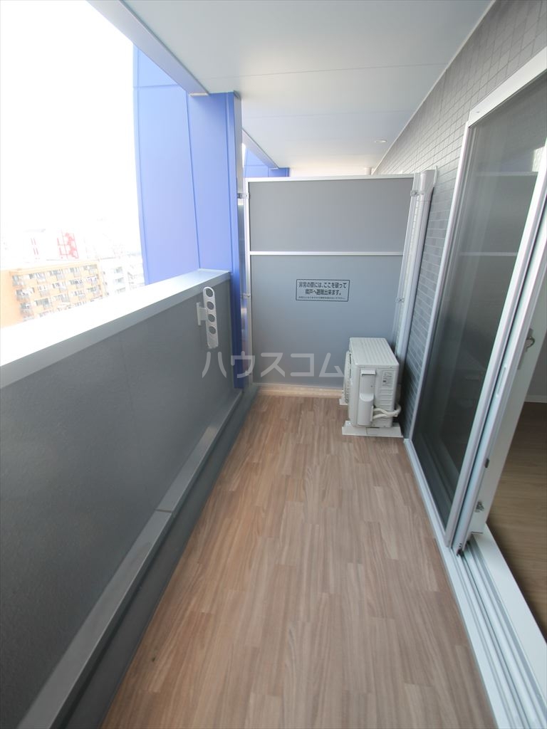 23/30 バルコニー