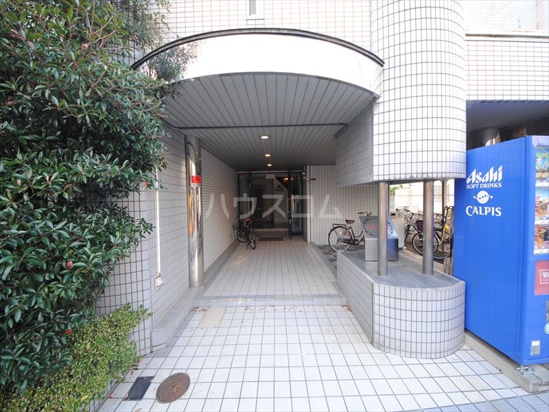 17/24 エントランス