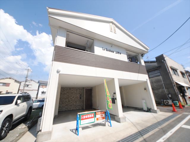 1/24 外観