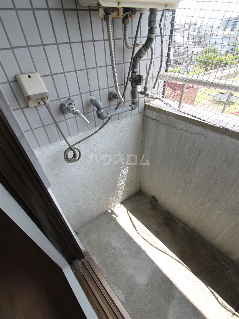 19/27 バルコニー