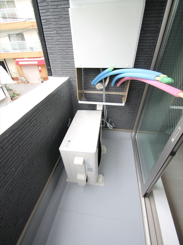 20/30 バルコニー