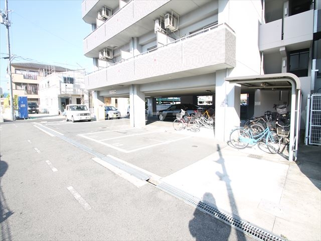 24/30 駐車場