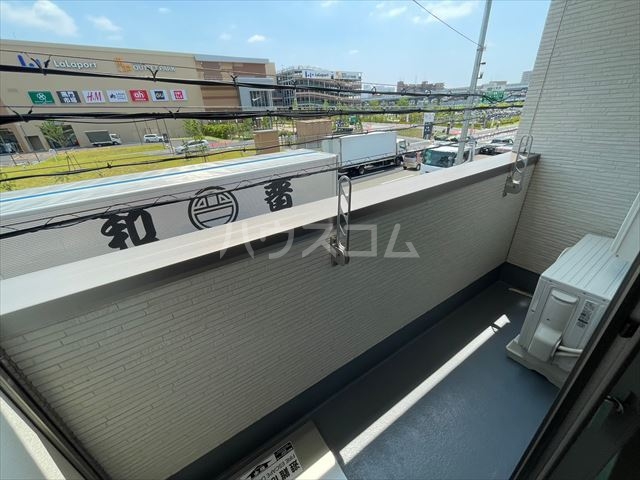 21/30 バルコニー